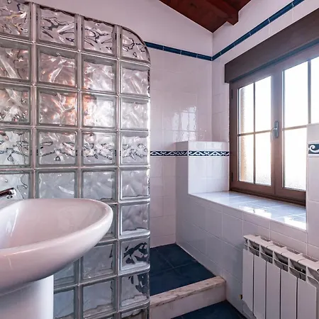 Turistico Tapia 2 * Luces