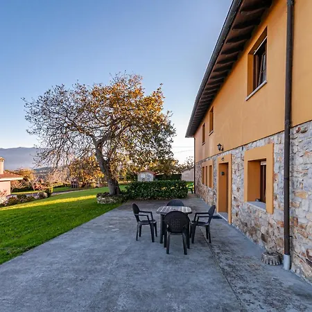 בקתה Turistico Tapia 2 *